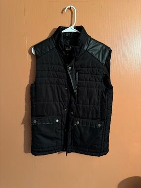 REPAIR Black Quilted Puffer Vest Size Small